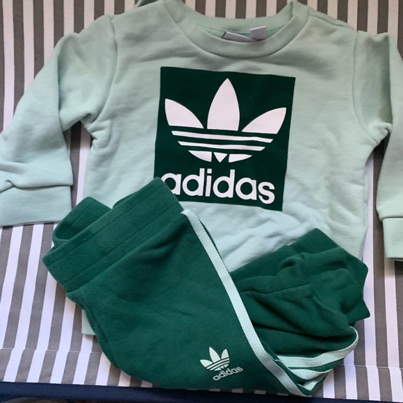 Like New Adidas Sweatshirt Sweatpants Set Bundle - Picture 3 of 5